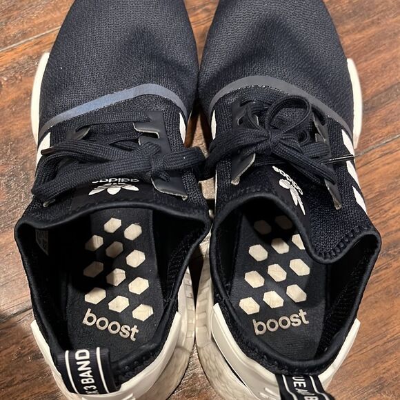 New Adidas Boost Sneakers SIZE 12 US in amazing condition - Picture 4 of 9